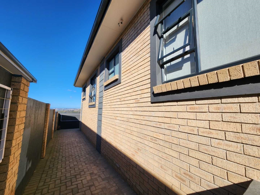 3 Bedroom Property for Sale in Monte Christo Western Cape